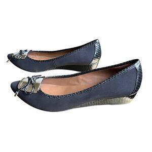 Donald J Pliner Ballet Wedge Size 7.5N Narrow Black Silver Bow Suede Pointed Toe